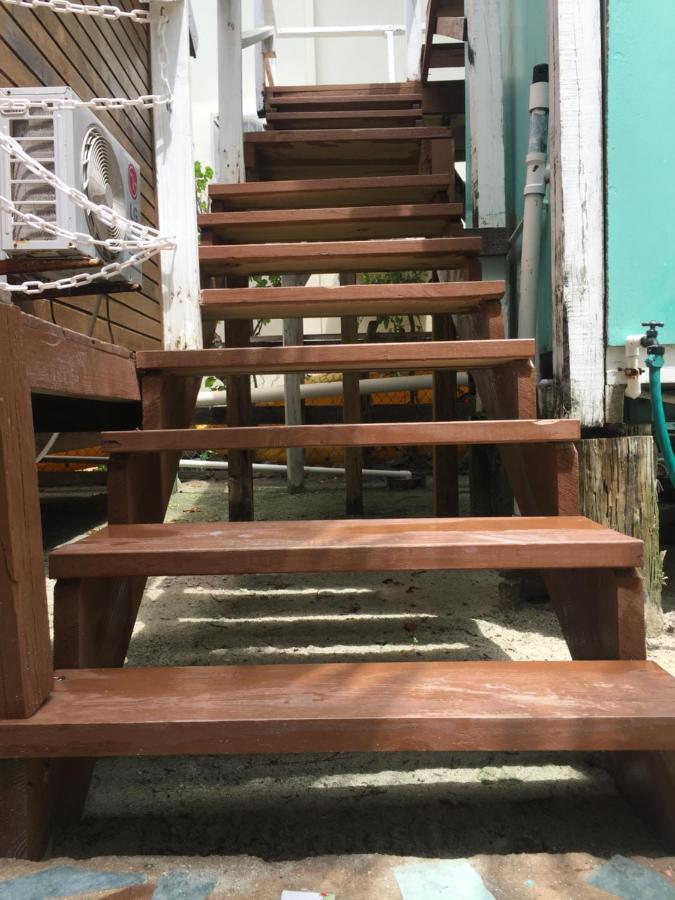 Chila'S Accommodations Caye Caulker Exterior foto